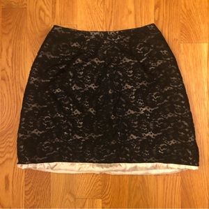 Nonoo Black Floral Lace Gold Hem Short Mini Skirt 2 XS